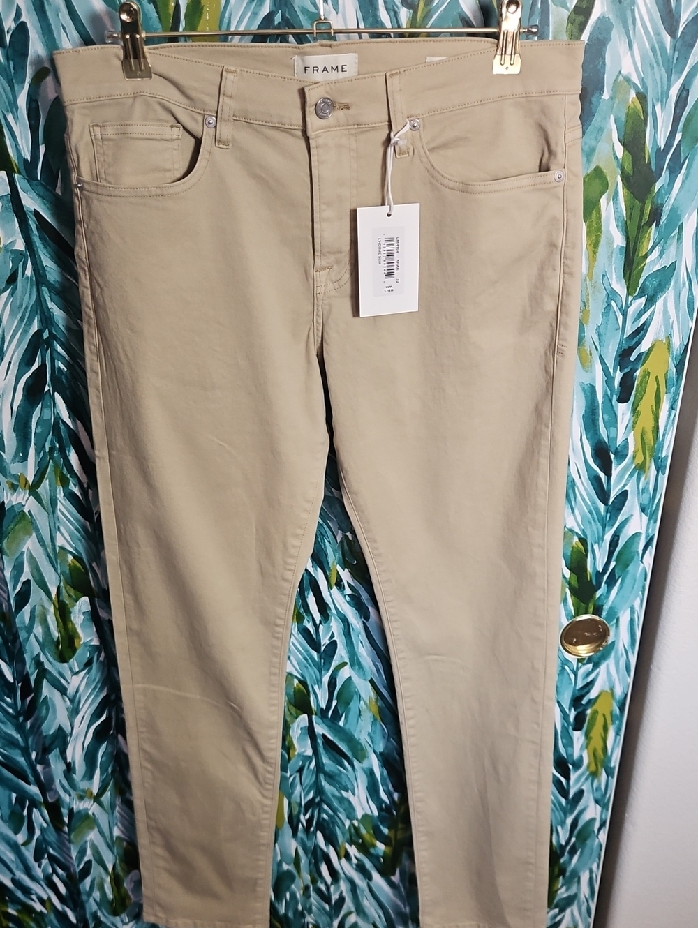 Frame L'Homme Slim Jeans in Khaki Color - Size 32 - NWT